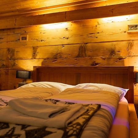 Hotel Restaurant Les Lilas Les Diablerets Bagian luar foto