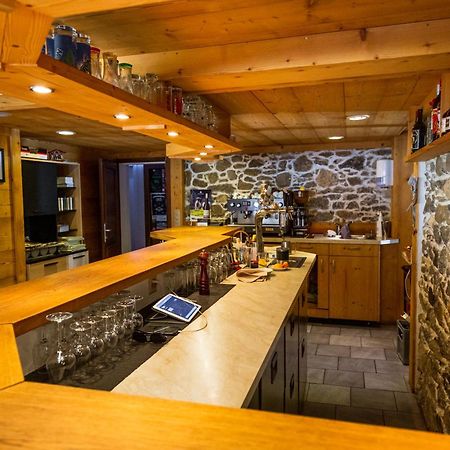 Hotel Restaurant Les Lilas Les Diablerets Bagian luar foto