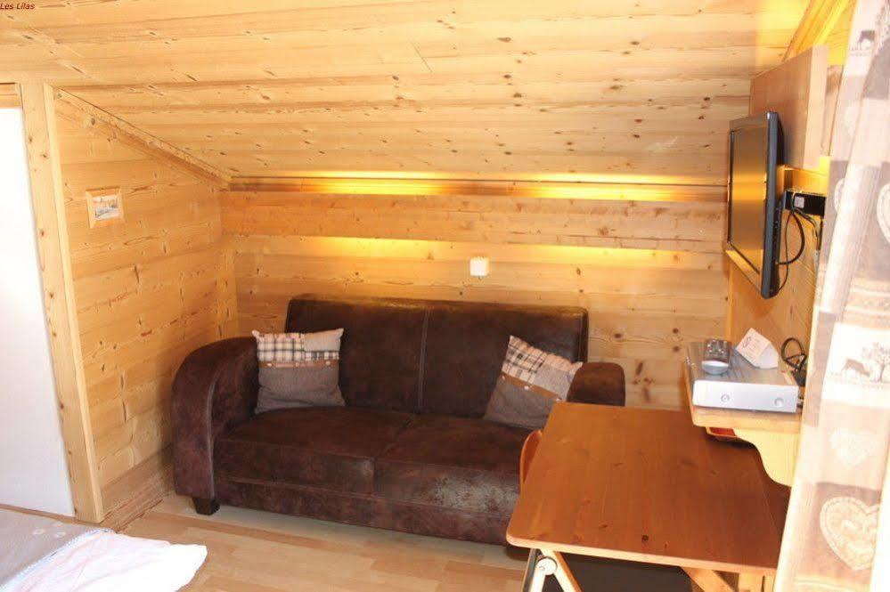 Hotel Restaurant Les Lilas Les Diablerets Bagian luar foto