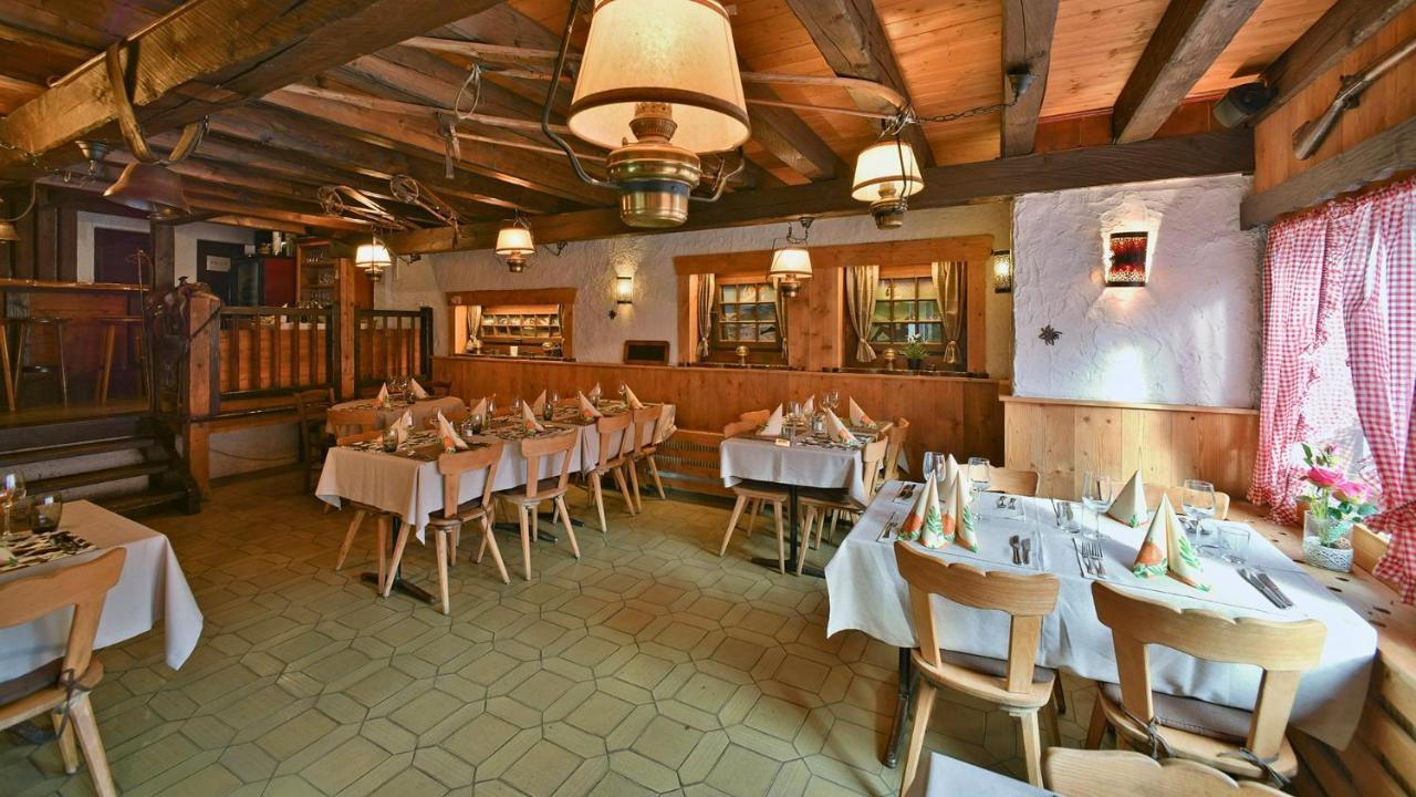 Hotel Restaurant Les Lilas Les Diablerets Bagian luar foto